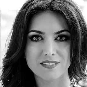 Meet your Posher, Vida